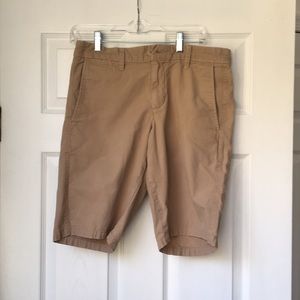 Gap khaki shorts
